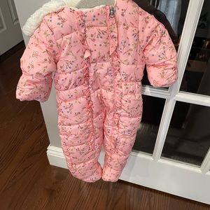 Jessica Simpson snow suit 6-9 mo never worn